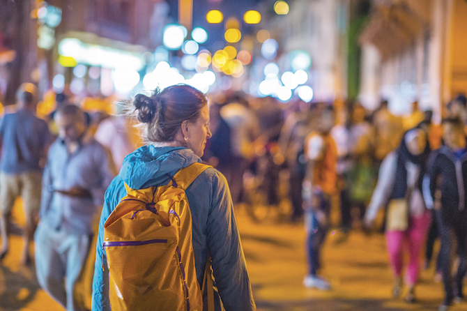 llightweight black hole bags