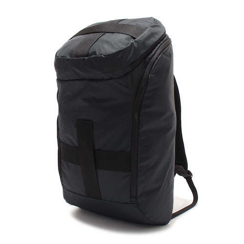 MOUNTAIN HARDWEAR　N.HOOLYWOOD