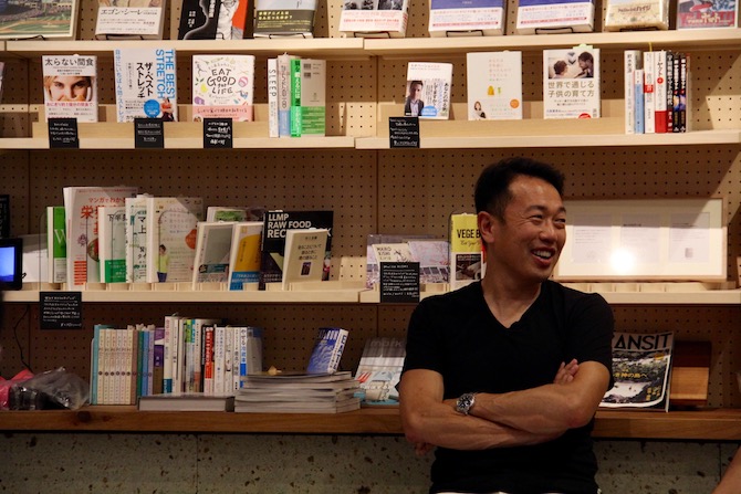 中野ジェームズ修一 × 安間佐千